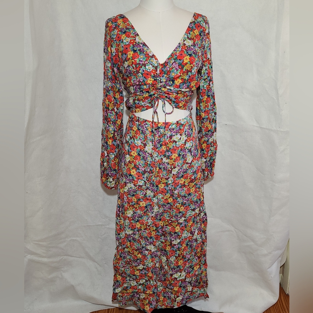 H&M Sz L floral print blouse, Sz 12 floral print skirt w/split on left side